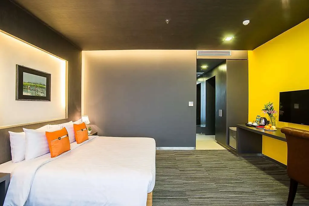 Tryp By Wyndham Yangon 호텔